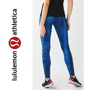 Lululemon High Times 25” - blue snake print